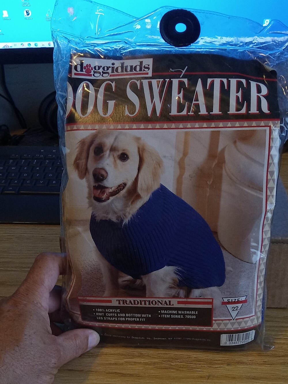Doggieduds Traditiinal Dog Sweater Size 22 NWT Blue